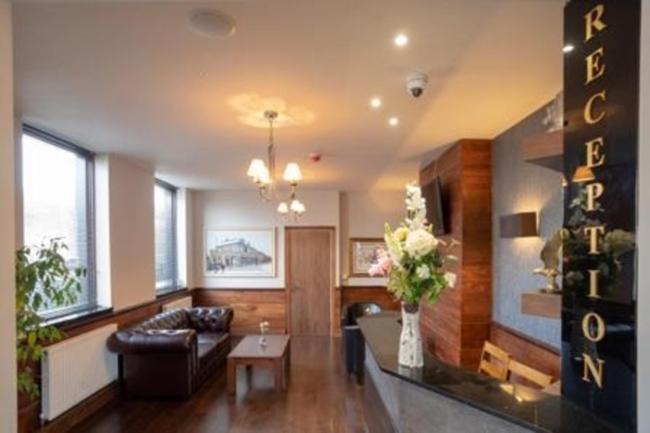 Eagle Hotel Luton Airport Extérieur photo