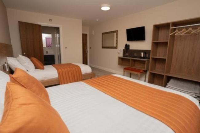 Eagle Hotel Luton Airport Extérieur photo